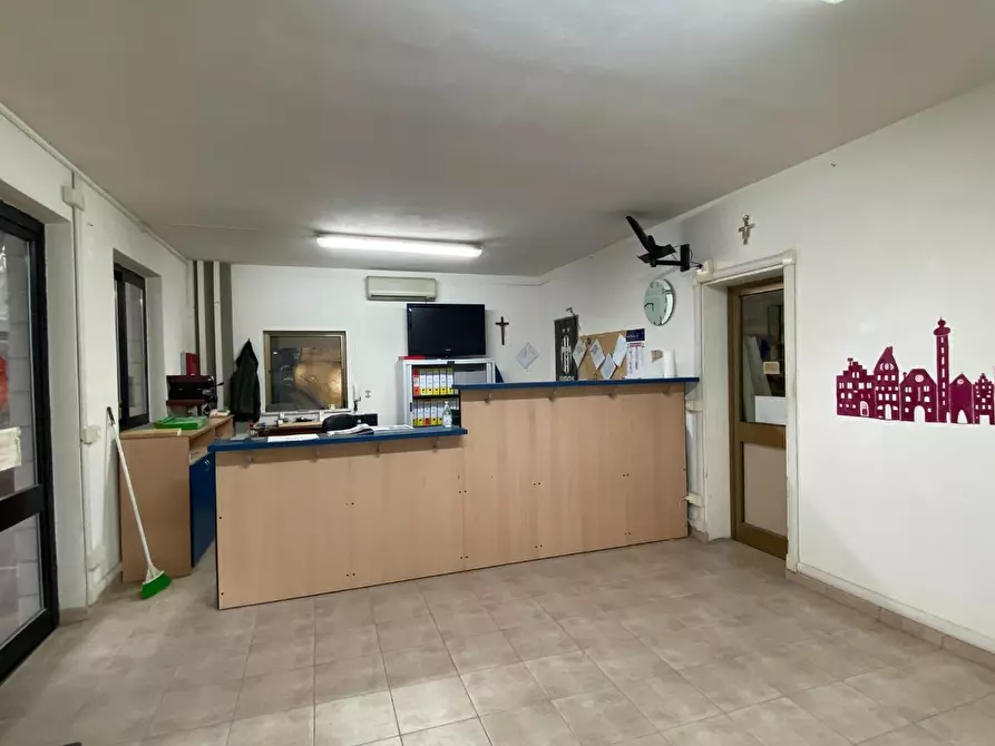 Immagine 12 di Capannone industriale in vendita  a Porcari