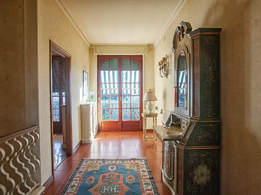 Immagine 27 di Villa in vendita  a San Giuliano Terme