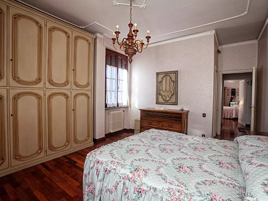 Immagine 11 di Villa in vendita  a San Giuliano Terme