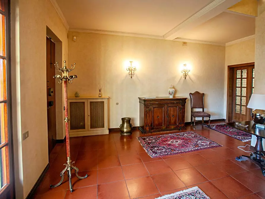 Immagine 7 di Villa in vendita  a San Giuliano Terme