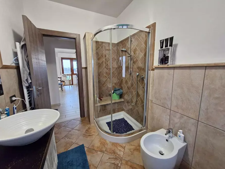 Immagine 22 di Appartamento in vendita  a Campiglia Marittima