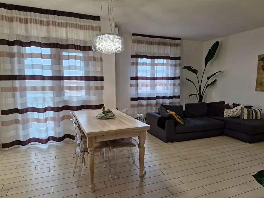 Immagine 9 di Appartamento in vendita  a Campiglia Marittima