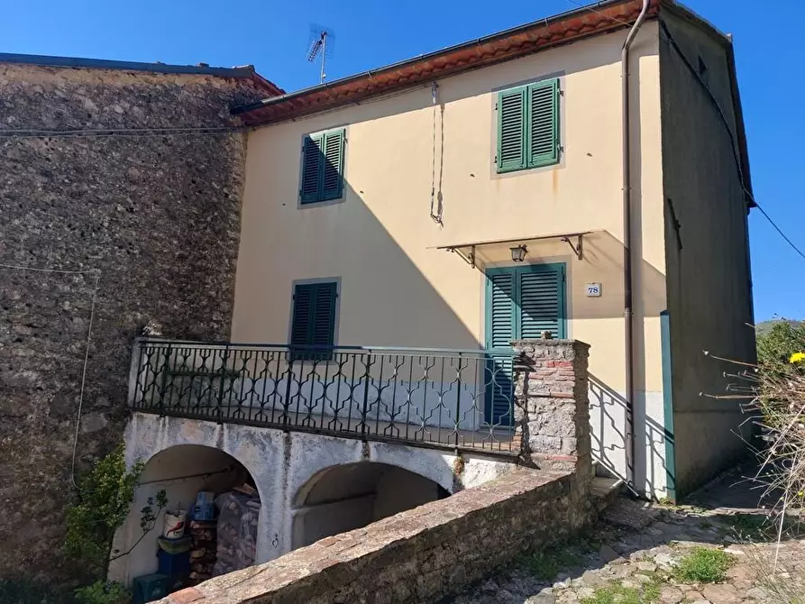 Immagine 4 di Terratetto in vendita  a Bagni Di Lucca