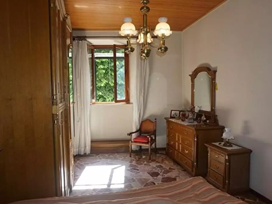 Immagine 25 di Terratetto in vendita  a Borgo A Mozzano