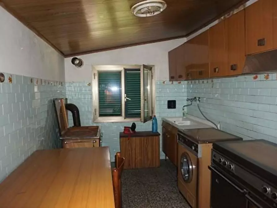 Immagine 29 di Terratetto in vendita  a Borgo A Mozzano