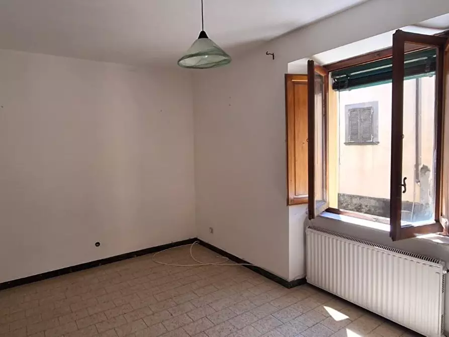 Immagine 6 di Appartamento in vendita  a Barga