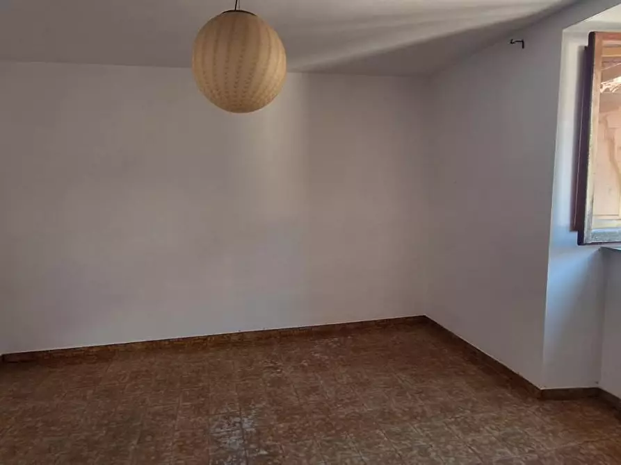 Immagine 9 di Appartamento in vendita  a Barga