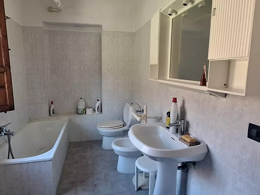 Immagine 7 di Casa semindipendente in vendita  a Pescaglia