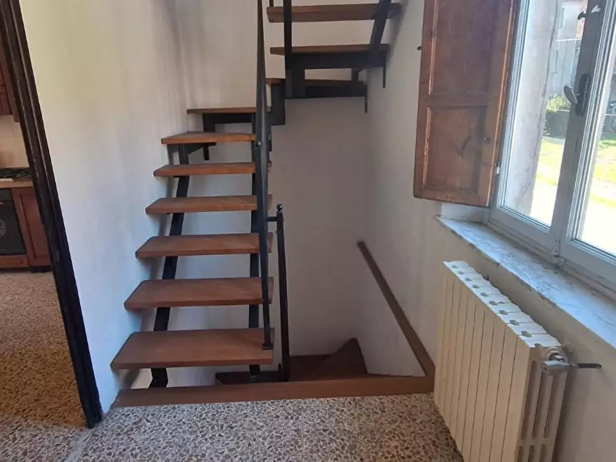 Immagine 11 di Casa semindipendente in vendita  a Pescaglia