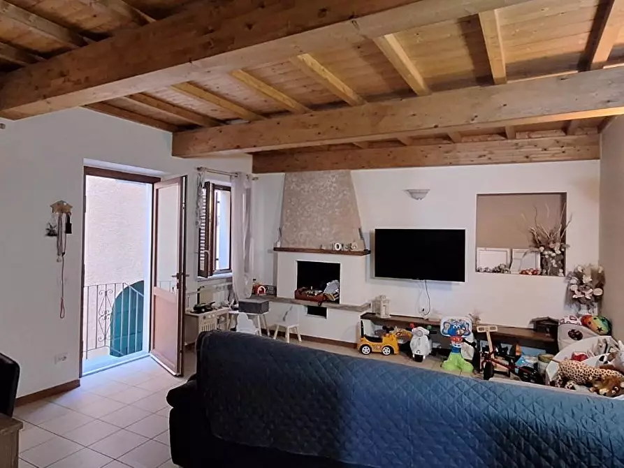 Immagine 17 di Appartamento in vendita  a Bagni Di Lucca