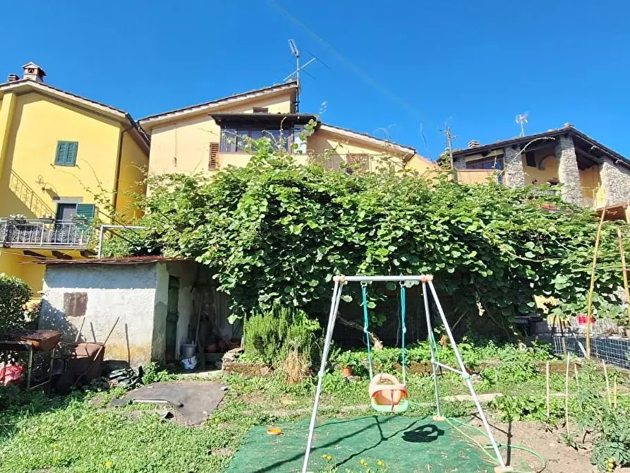 Immagine 12 di Appartamento in vendita  a Bagni Di Lucca