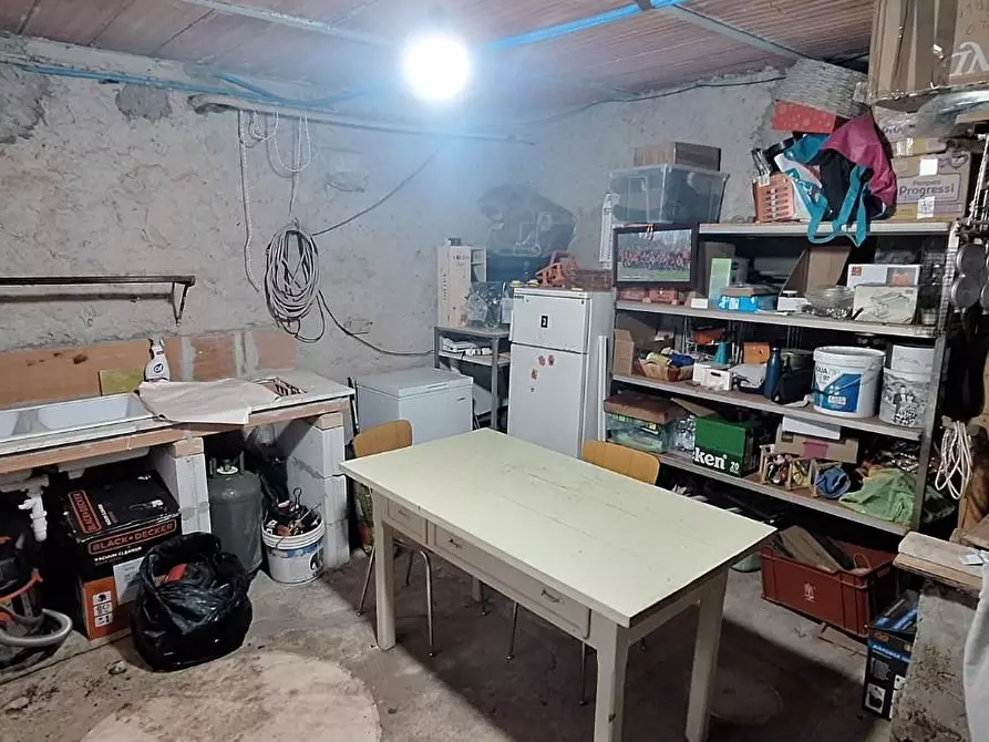 Immagine 30 di Appartamento in vendita  a Bagni Di Lucca
