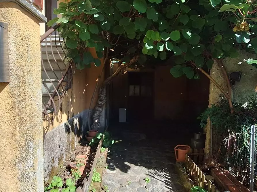 Immagine 8 di Appartamento in vendita  a Bagni Di Lucca