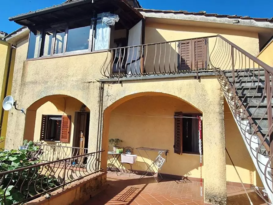 Immagine 2 di Appartamento in vendita  a Bagni Di Lucca