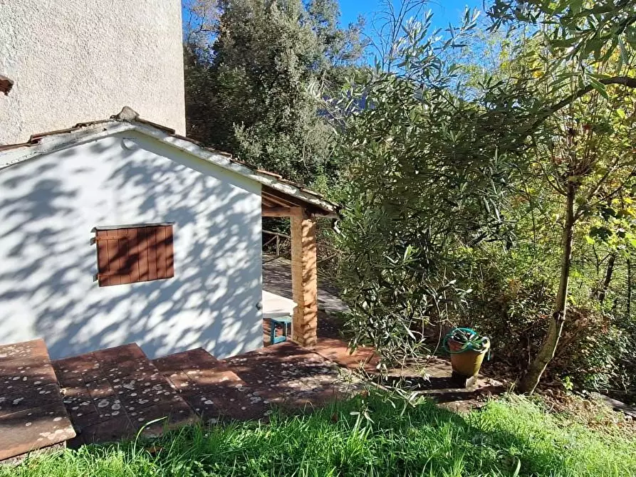 Immagine 11 di Casa indipendente in vendita  a Bagni Di Lucca