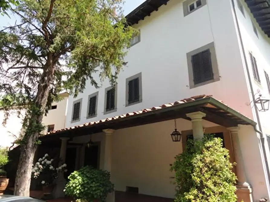 Immagine 14 di Villa in vendita  a Bagni Di Lucca