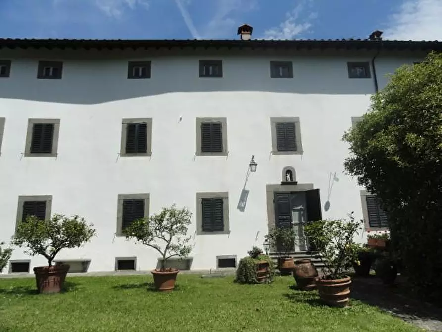 Immagine 19 di Villa in vendita  a Bagni Di Lucca