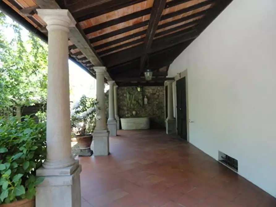 Immagine 22 di Villa in vendita  a Bagni Di Lucca