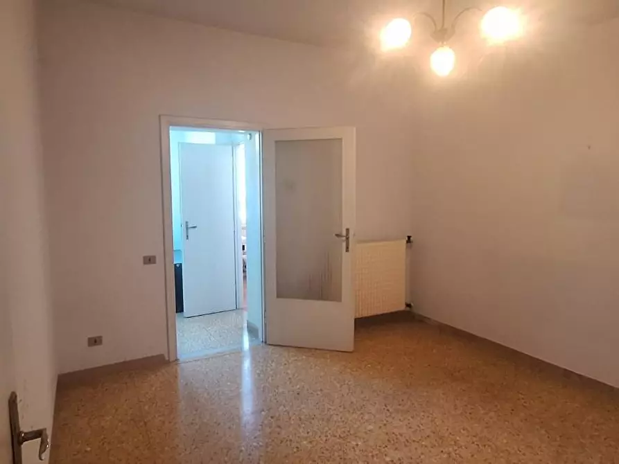 Immagine 13 di Appartamento in vendita  a Borgo A Mozzano