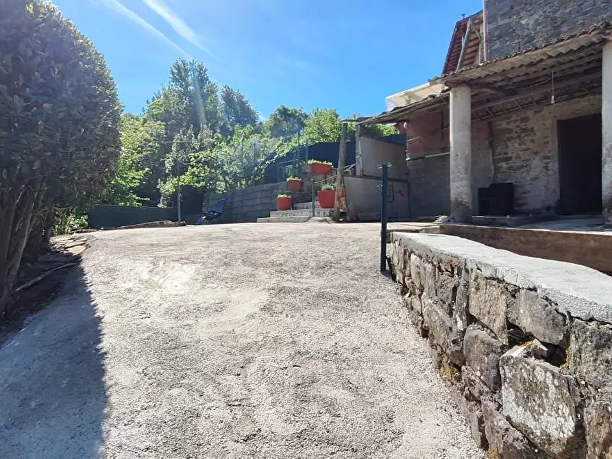 Immagine 4 di Casa semindipendente in vendita  a Bagni Di Lucca