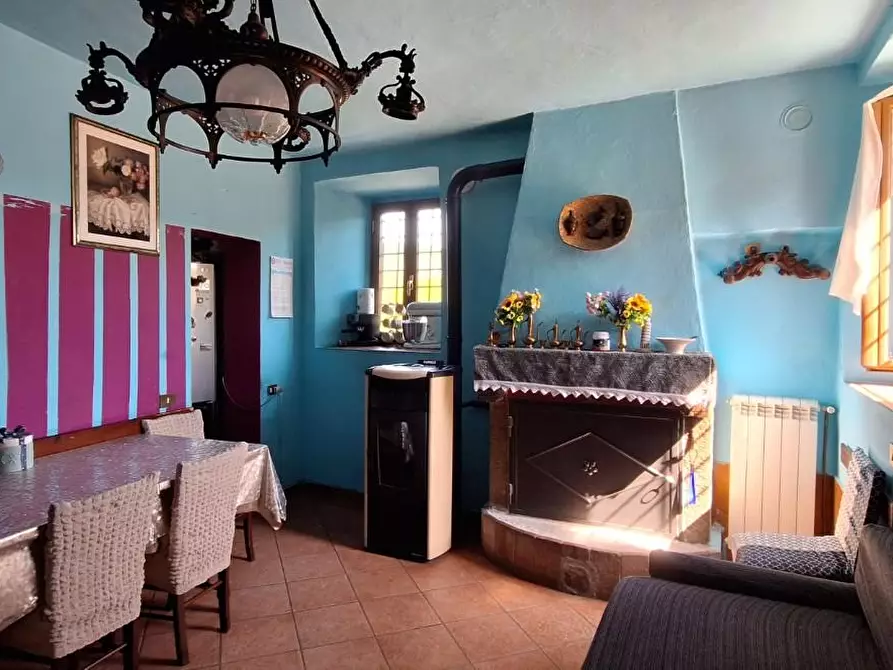 Immagine 17 di Casa semindipendente in vendita  a Bagni Di Lucca