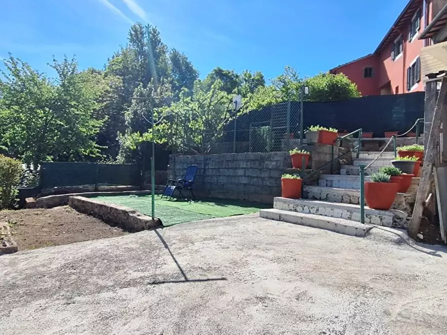 Immagine 5 di Casa semindipendente in vendita  a Bagni Di Lucca
