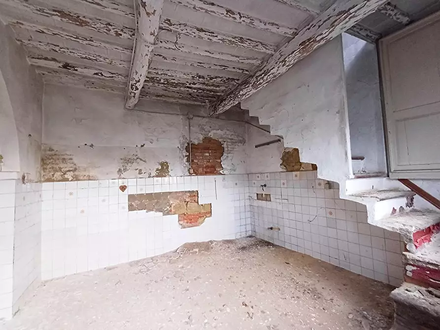 Immagine 3 di Rustico / casale in vendita  a Palaia