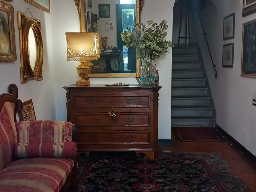 Immagine 10 di Villa in vendita  a Pisa