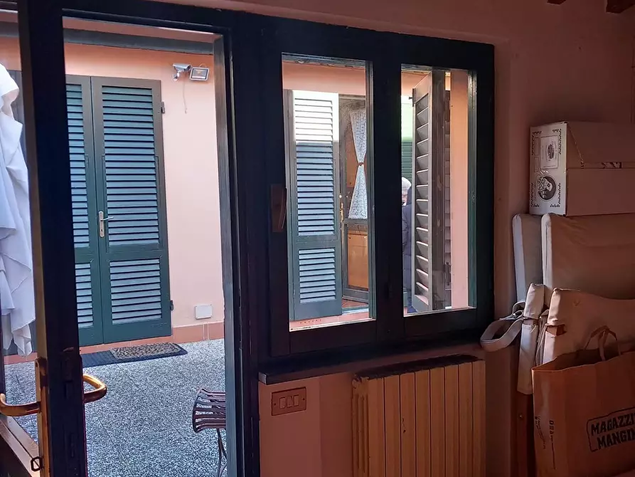 Immagine 9 di Villa in vendita  a Pisa