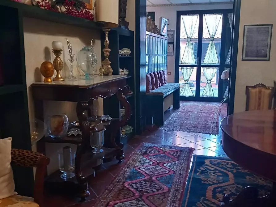 Immagine 12 di Villa in vendita  a Pisa