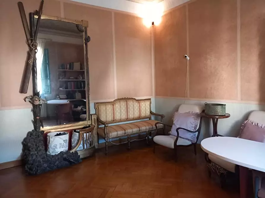 Immagine 21 di Villa in vendita  a Pisa