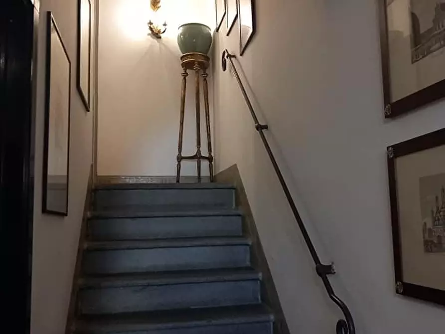 Immagine 18 di Villa in vendita  a Pisa