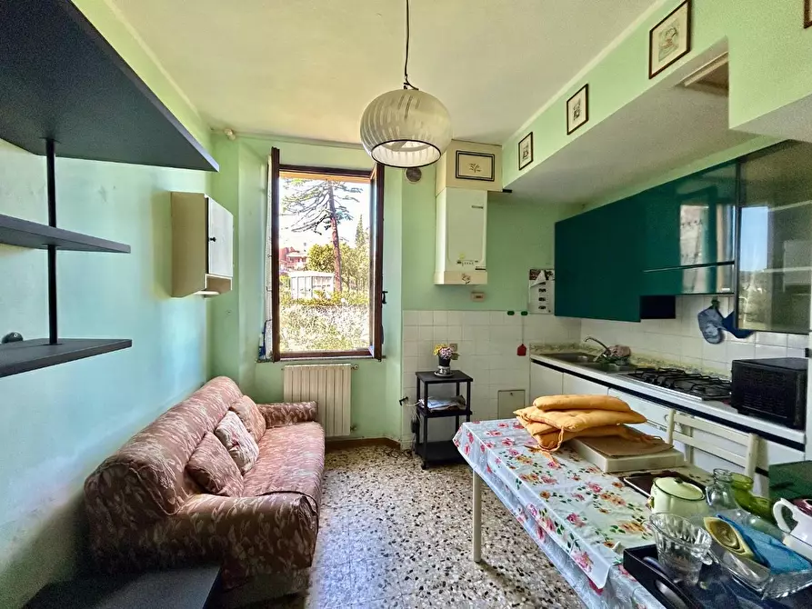 Immagine 7 di Appartamento in vendita  a Siena
