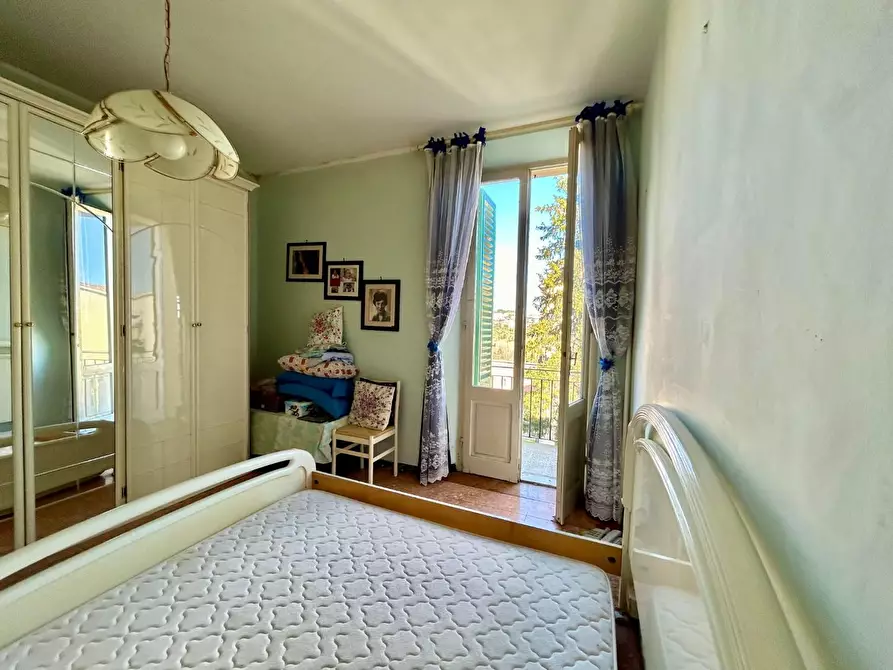 Immagine 12 di Appartamento in vendita  a Siena