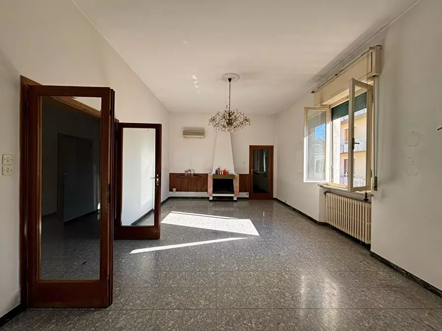 Immagine 1 di Appartamento in vendita  a Pontedera
