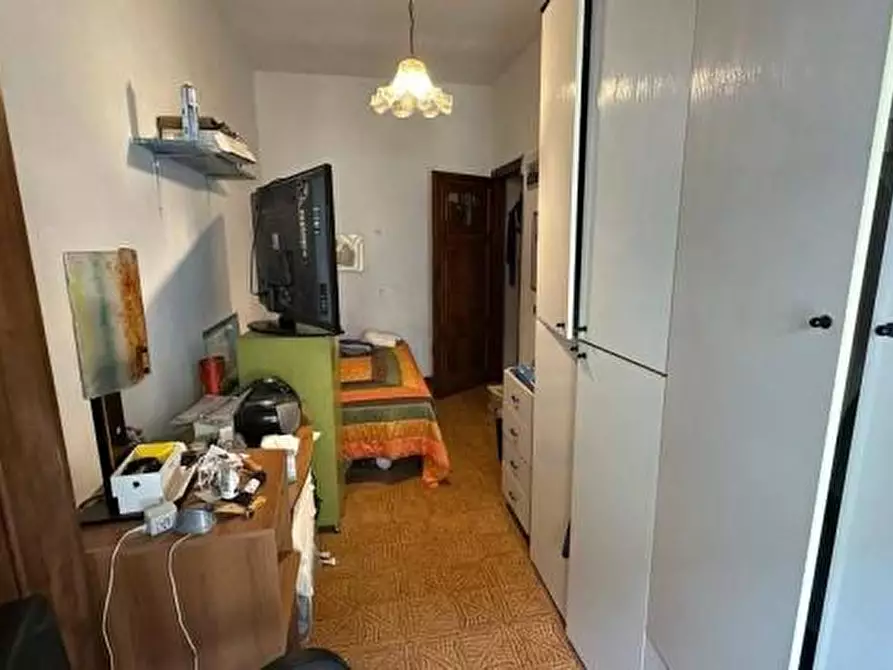 Immagine 38 di Appartamento in vendita  a Pisa