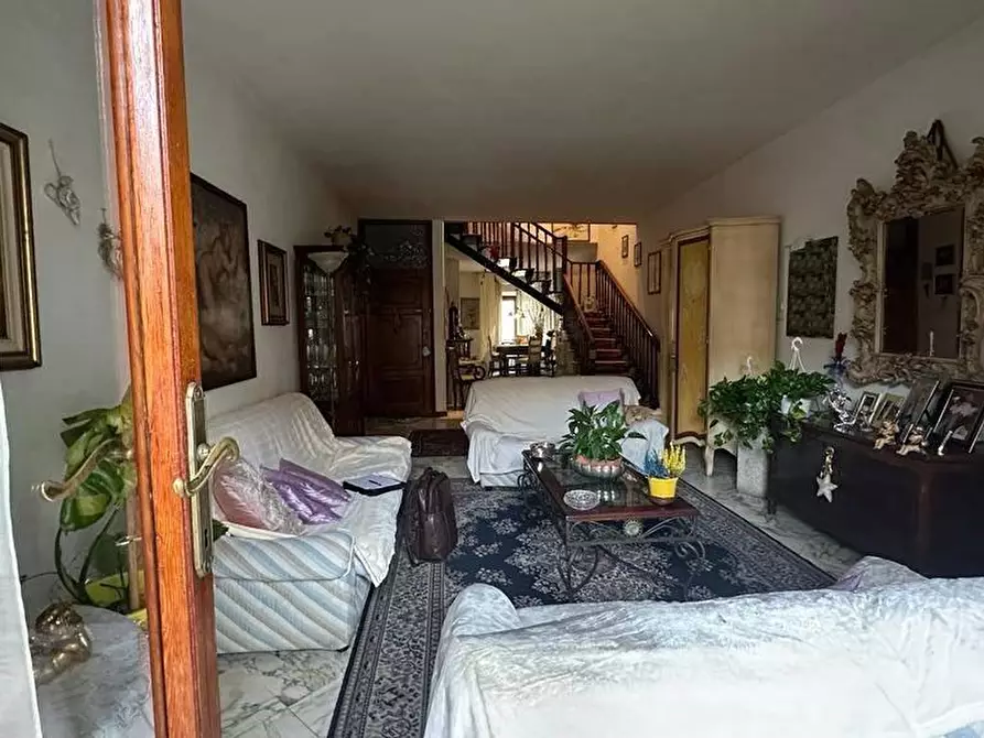 Immagine 5 di Appartamento in vendita  a Pisa