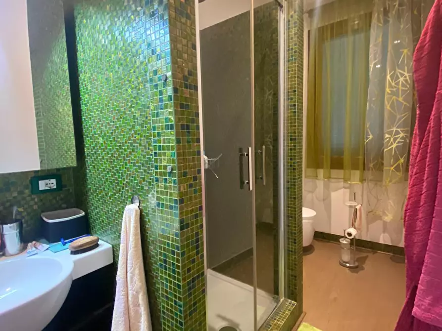 Immagine 19 di Casa bifamiliare in vendita  a Cascina