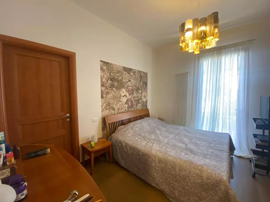 Immagine 20 di Casa bifamiliare in vendita  a Cascina