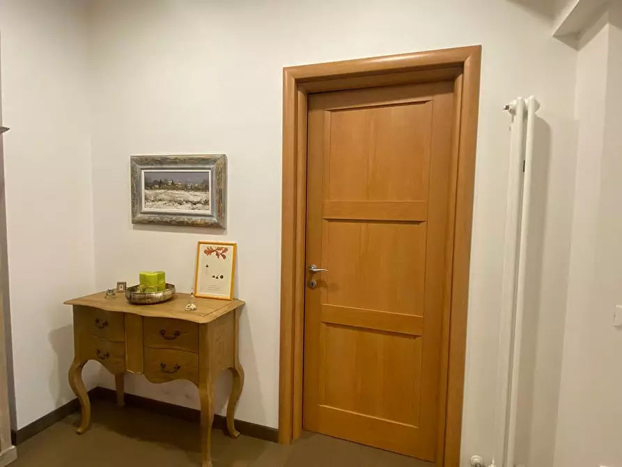 Immagine 13 di Casa bifamiliare in vendita  a Cascina