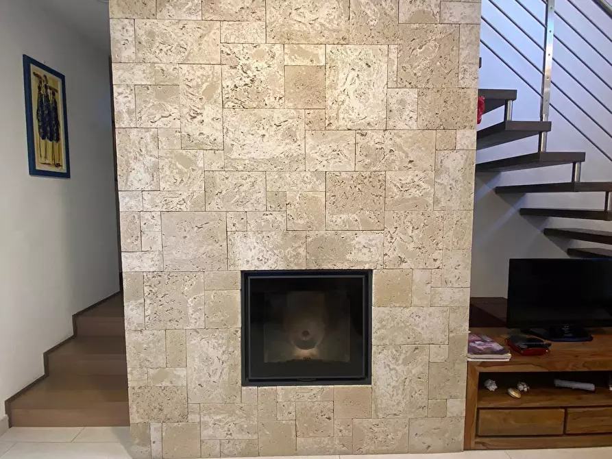 Immagine 5 di Casa bifamiliare in vendita  a Cascina