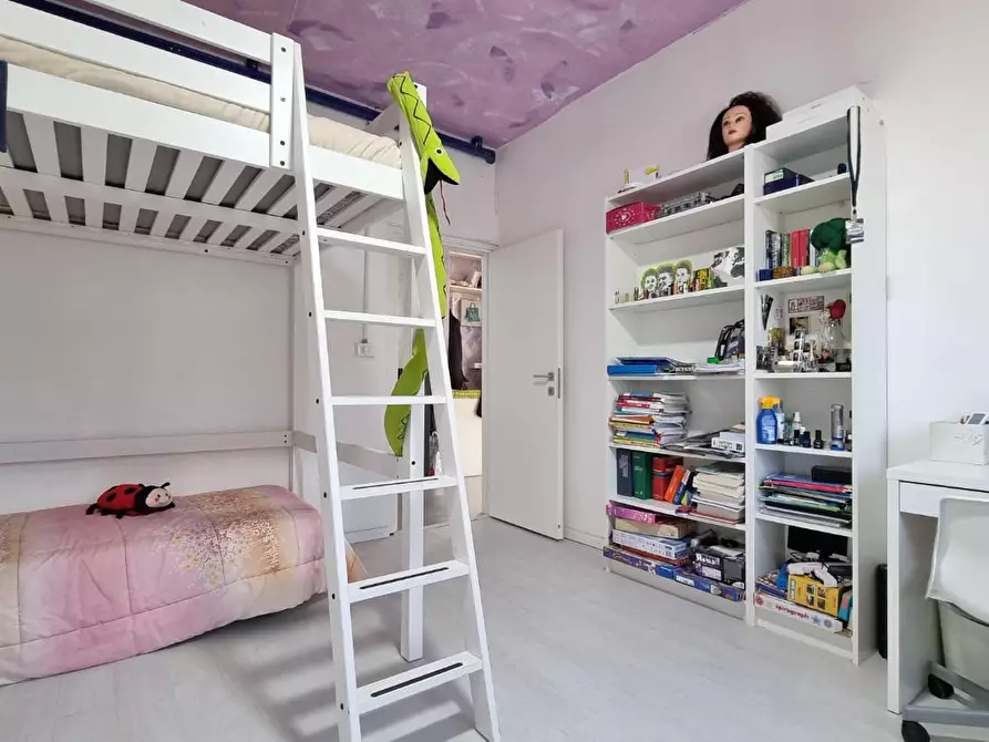 Immagine 26 di Villa in vendita  a Collesalvetti