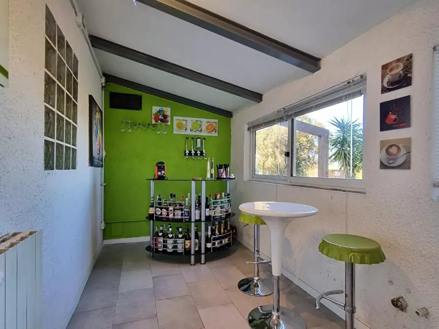 Immagine 10 di Villa in vendita  a Collesalvetti