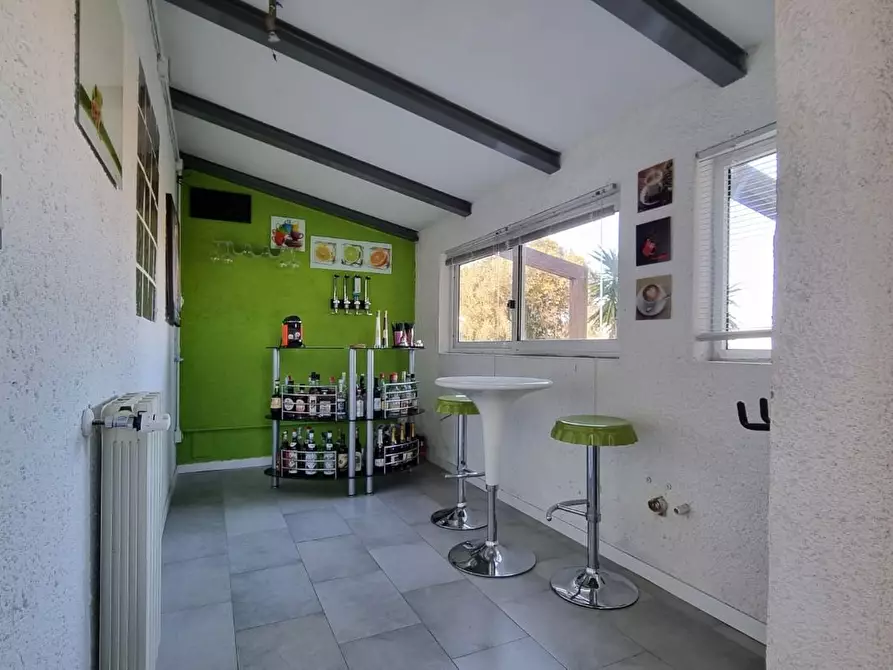 Immagine 9 di Villa in vendita  a Collesalvetti