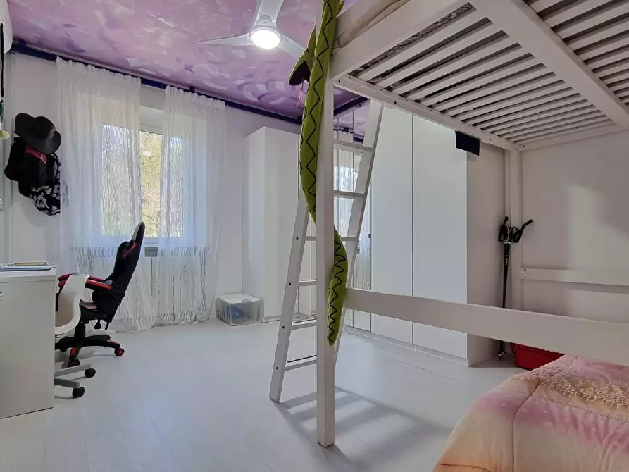 Immagine 25 di Villa in vendita  a Collesalvetti