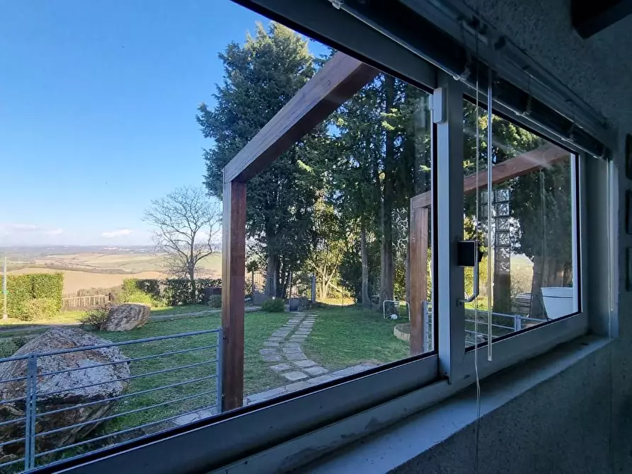 Immagine 15 di Villa in vendita  a Collesalvetti