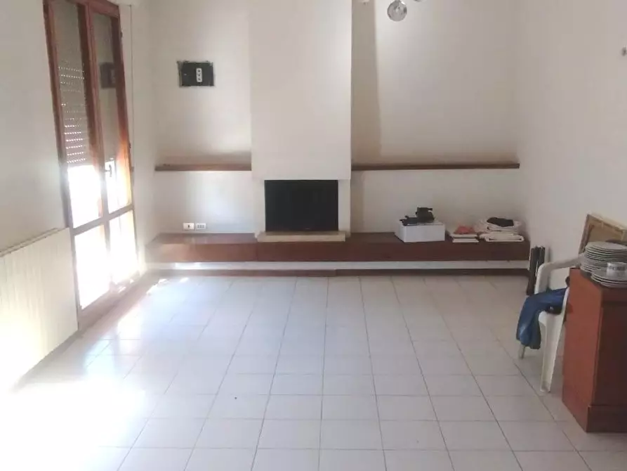 Immagine 12 di Appartamento in vendita  a Massa