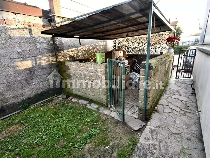 Immagine 23 di Appartamento in vendita  a Vecchiano