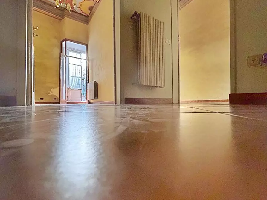 Immagine 21 di Appartamento in vendita  a Volterra