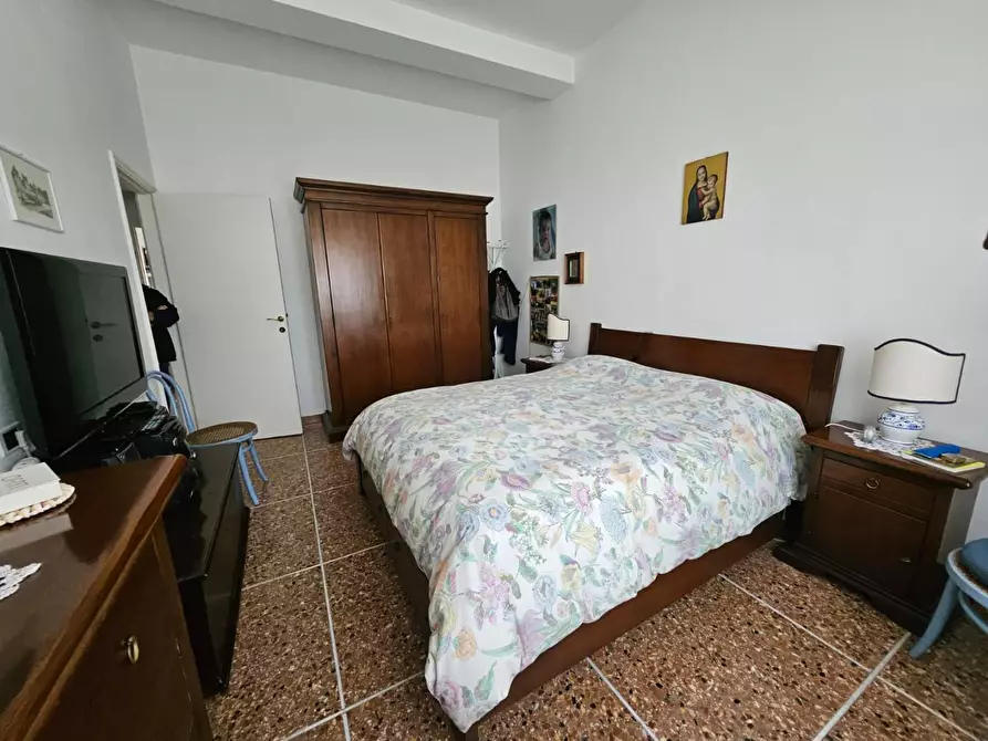 Immagine 16 di Appartamento in vendita  a Livorno